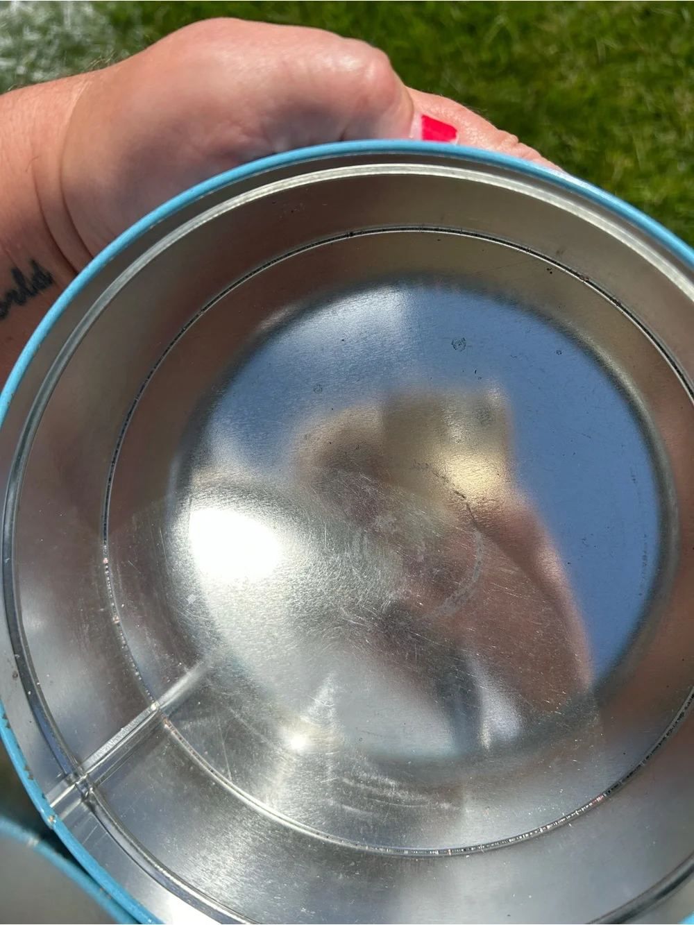 Vintage bear tin